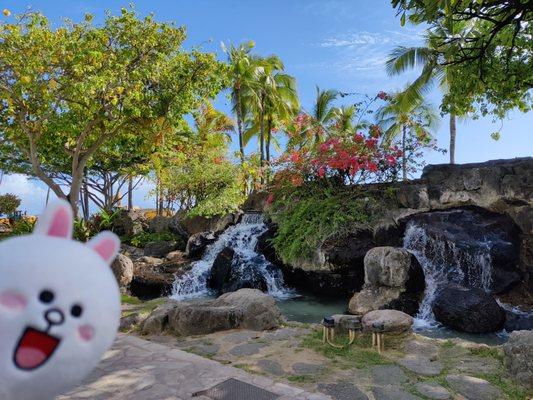 Waterfalls on Kalakaua Avenue!