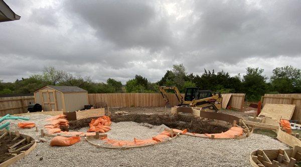 Process of hole/border for pool and pipes inside