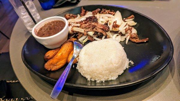 Vaca Frita, white rice and plátano maduro