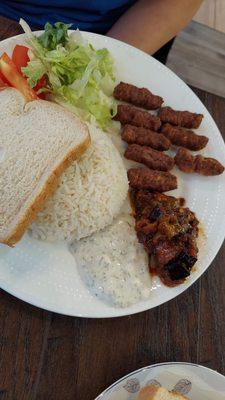 Kofte plate.  Eeeeh, that is NOT Kofte.