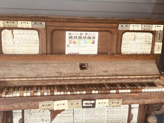 Cool piano outside.