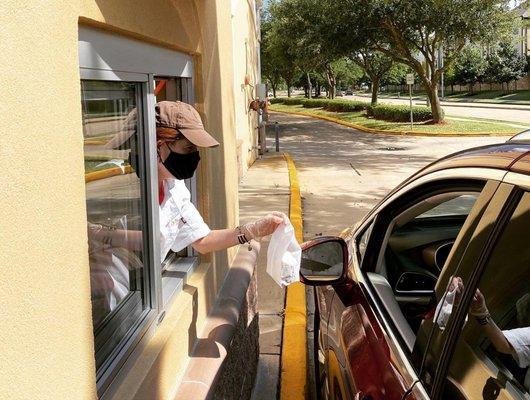 The YUMMIEST Drive-Thru in town!