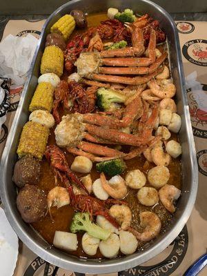 Pier 17 Cajun Seafood & Bar