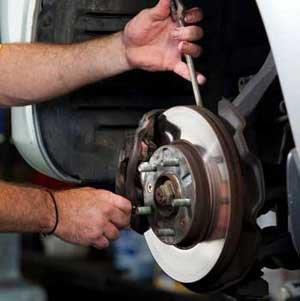 We expertise in brake service. We inspect, diagnose and repair your brake system for the optimal brake performance.