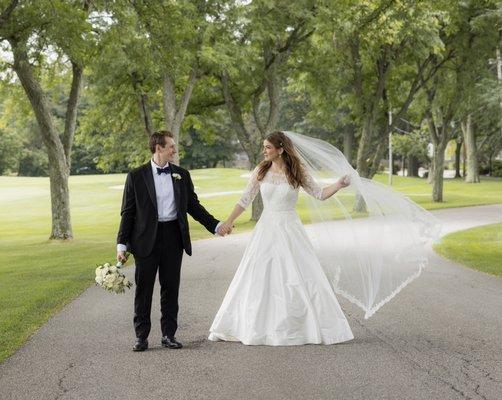 Lea Ann Belter dress and veil