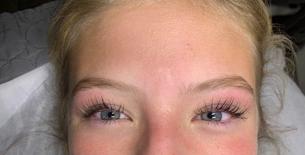 Keratin Lash lift- conditions your natural lashes while creating a lift that lasts 6-8 weeks