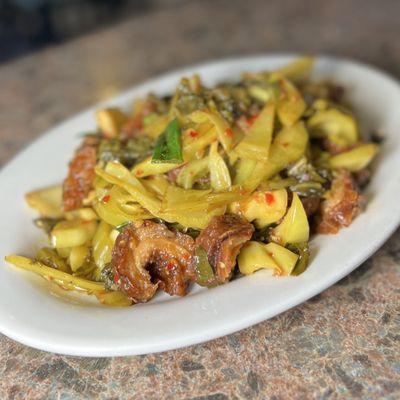 Deep Fried Pork Bung with Pickled Mustard Greens