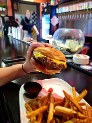 Cheeseburger & Fries