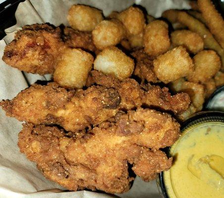 Chicken tenders & tater tots