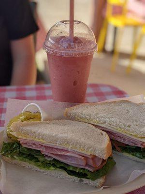 Ham sandwich with strawberry banana smoothie