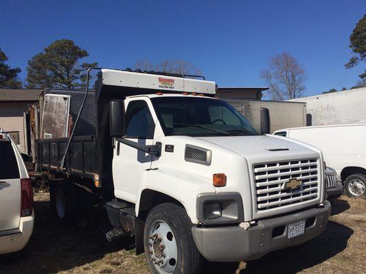 Dump Truck - Tractor - Semi