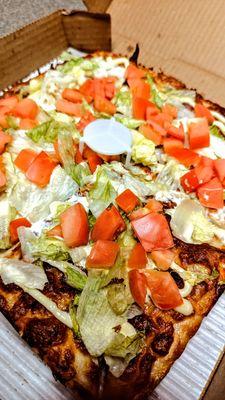 BLT pizza