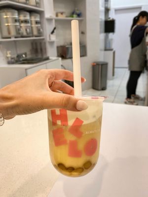 Jasmine (Oat) Milk Green Tea with foam, 25% sugar