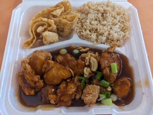 Cashew Chicken at Canton Inn, Springfield