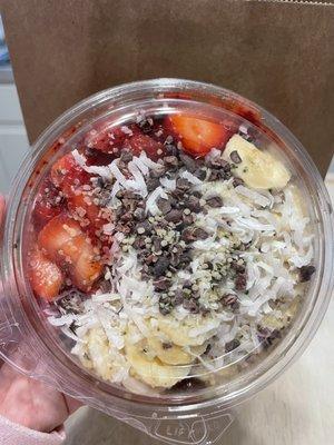 Protein Bowl with Strawberries, Bananas, Cacao Nibs, Coconut Flakes, Honey, Extra Granola