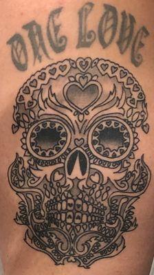 Skull is Vinnie Valenzuela. Letters above are not from Lucky Lotus.