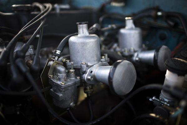 Hitachi Dual SU Carburetors