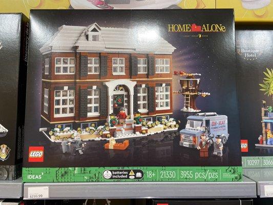 Lego Home Alone