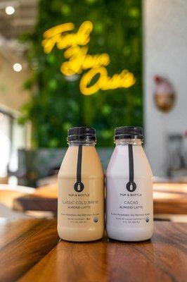 Have you tried our plant-based bottled lattes? Choose between organic classic cold brew or cacao!