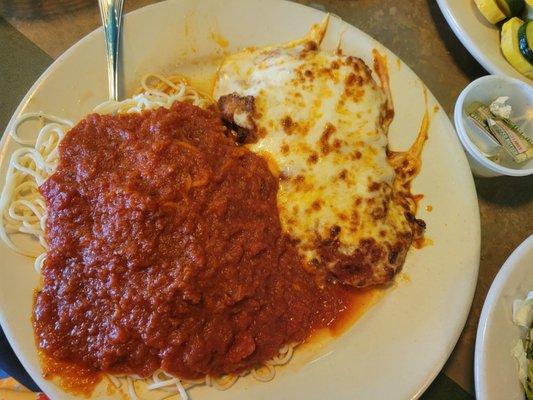 Chicken parmesan with spaghetti