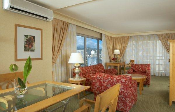 Ilikai Lite Hotel - 2-Bedroom Mountain View