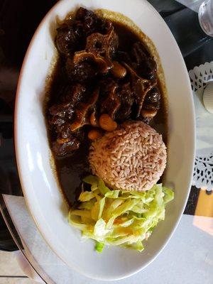 Oxtail with rice and peas, no peas