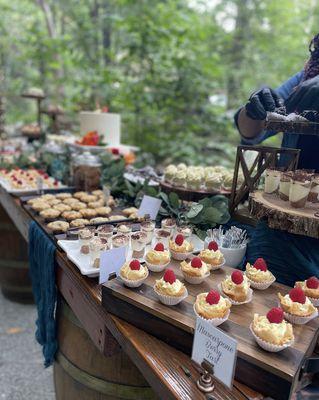 The Hot Pink Box Dessert Catering