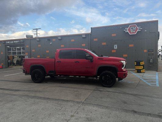 New TIS 22x10 on 2024 Chevy 2500 Duramax