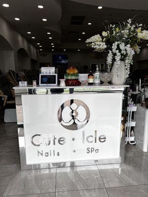 Cute-Icle Nails and Spa