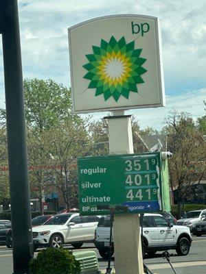 McLean BP Service