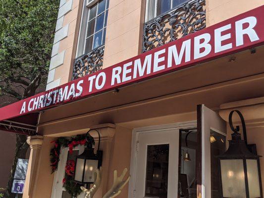 A Christmas to Remember, Charleston