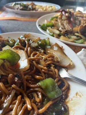 BBQ N06. Pork Chow Mein