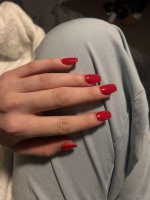 Red narrow dip nails