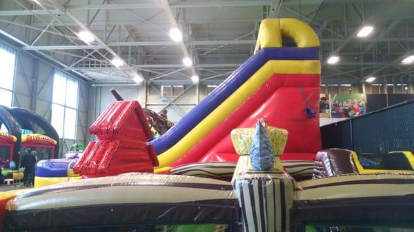 Steep bouncy slides and shallow bouncing areas