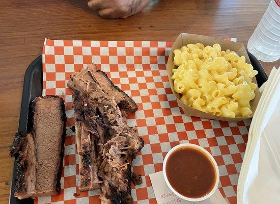 Brisket Plate w/ Mac & Cheese