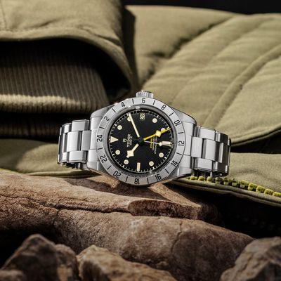 Black Bay Pro. 39mm steel case, riveted steel bracelet. Manufacture calibre. Five year Guarantee. #TudorWatch #BornToDare