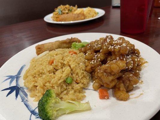 Sesame Chicken lunch