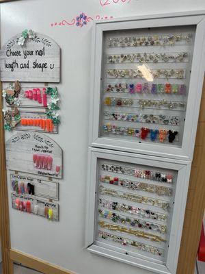 Lots of charm options!