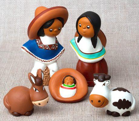 Sombrero style nativity 3-4"H