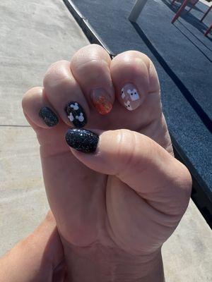 Mickey Halloween Nails