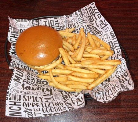 Hydro Burger (no bacon) with Seasoned Fries