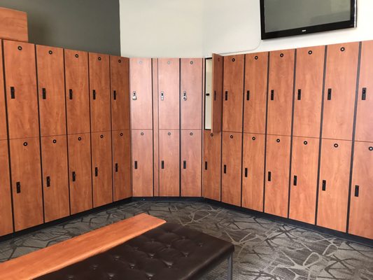 Plenty of lockers