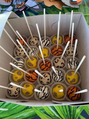 Chocolate flavored cake pops