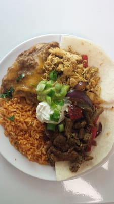 Lunch in the Cafeteria: Fajita Plate, less than 5 bucks