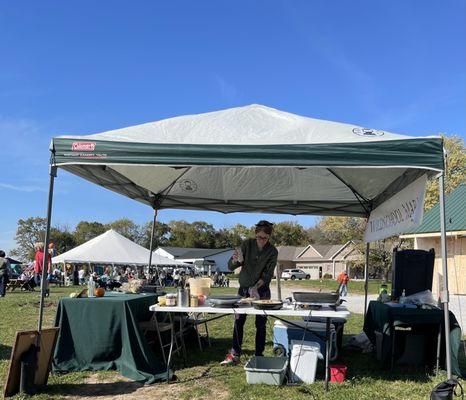 Wildschool Market - making crepes