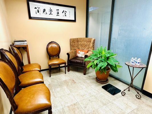 Cleaning, friendly and relaxing environment for natural healing