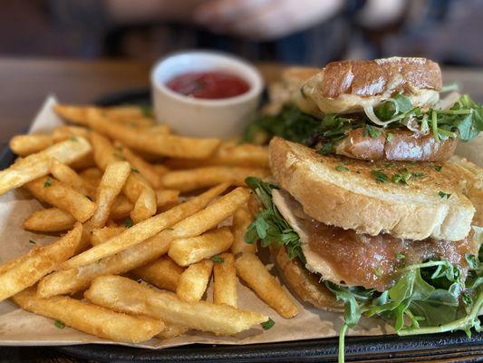 The Sumner - Chicken, Knutson Farms Rhubarb sauce, fig spread, white cheddar, arugula, sourdough bread