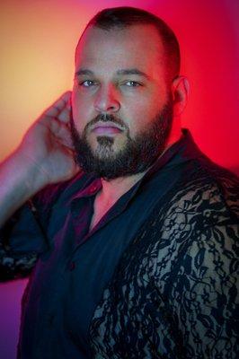 Bio Portraits for Mean Girls legend, actor Daniel Franzese. This shoot is perfect for headshots, profile pictures, and "About" sections.