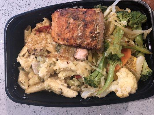 Salmon, Rasta Pasta and Mixed Vegetables