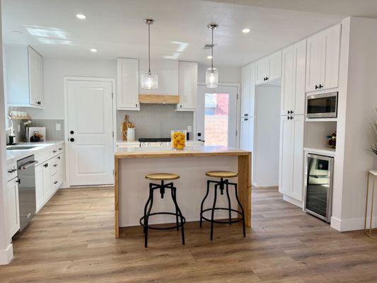 Exquisite Cabinet & Counter Top